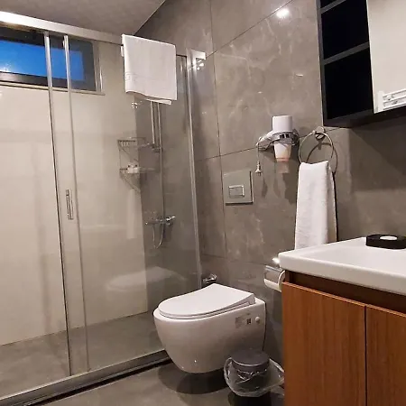 Apartament Professionally Maintained, Spacious New Residences Near Lara & Kundu *